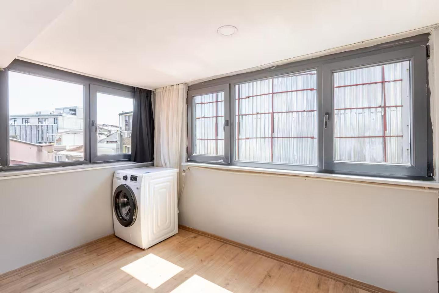 Handmade Apartment